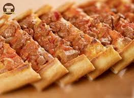 Kuşbaşılı Pide